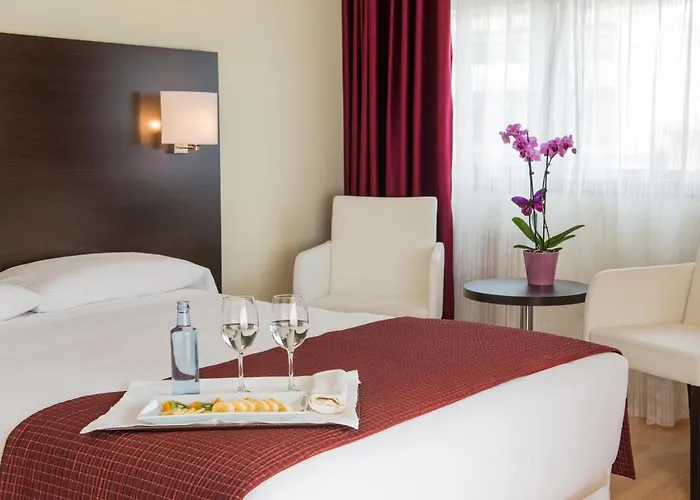 Hotel Santiago Apostol